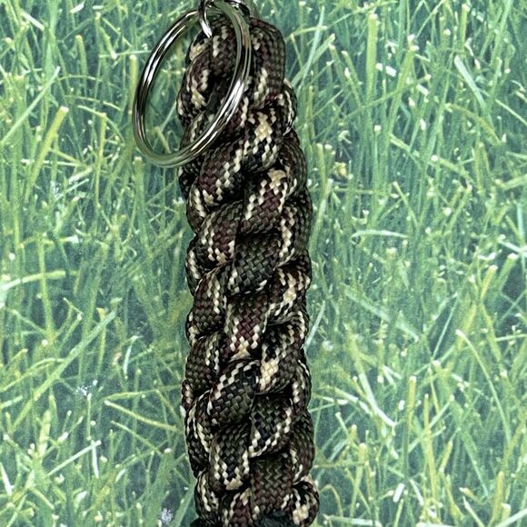 Paracord Braided Keychain With Key Ring Green Handmade Macrame Knot Swivel Clasp - Picture 10 of 11